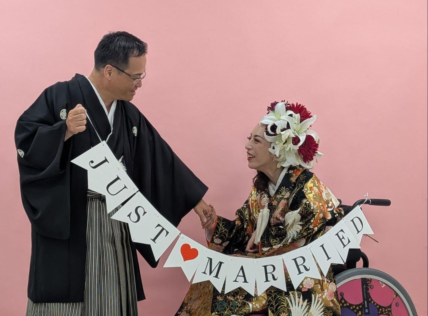 結婚式の前撮りに臨むお二人