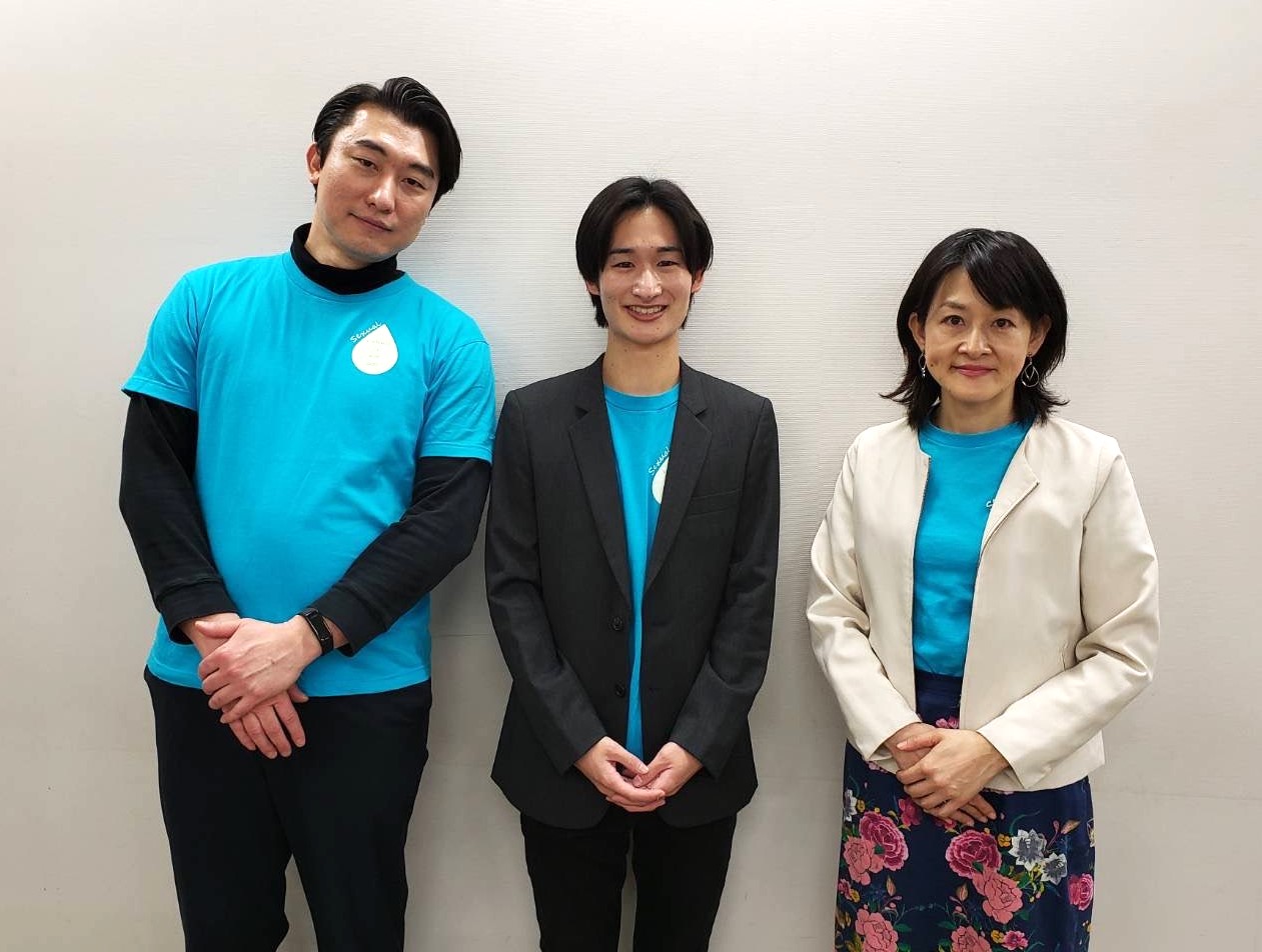 中央が理事長の千谷直史さん