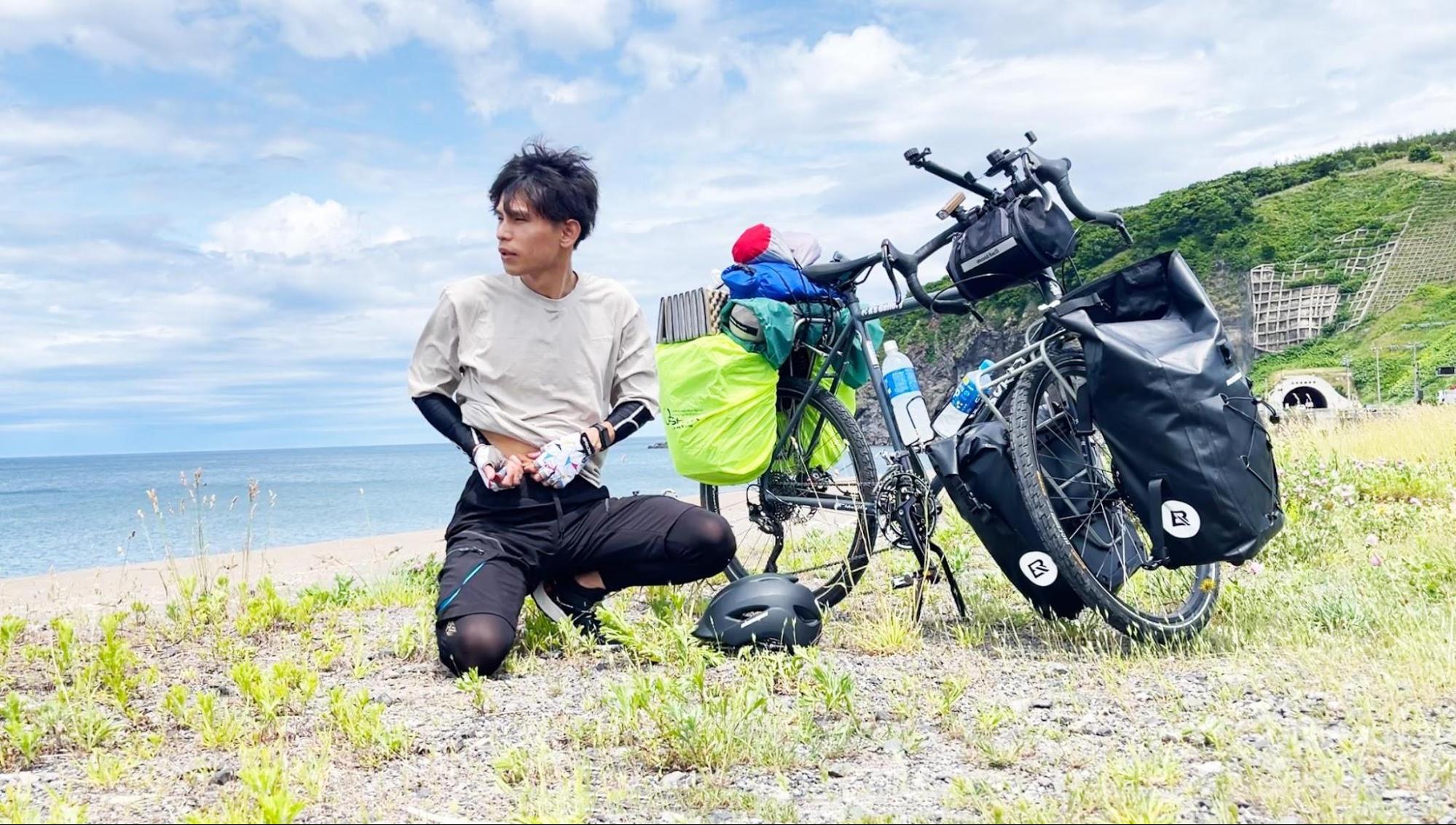 旅の途中でインスリン注射をする本間さん